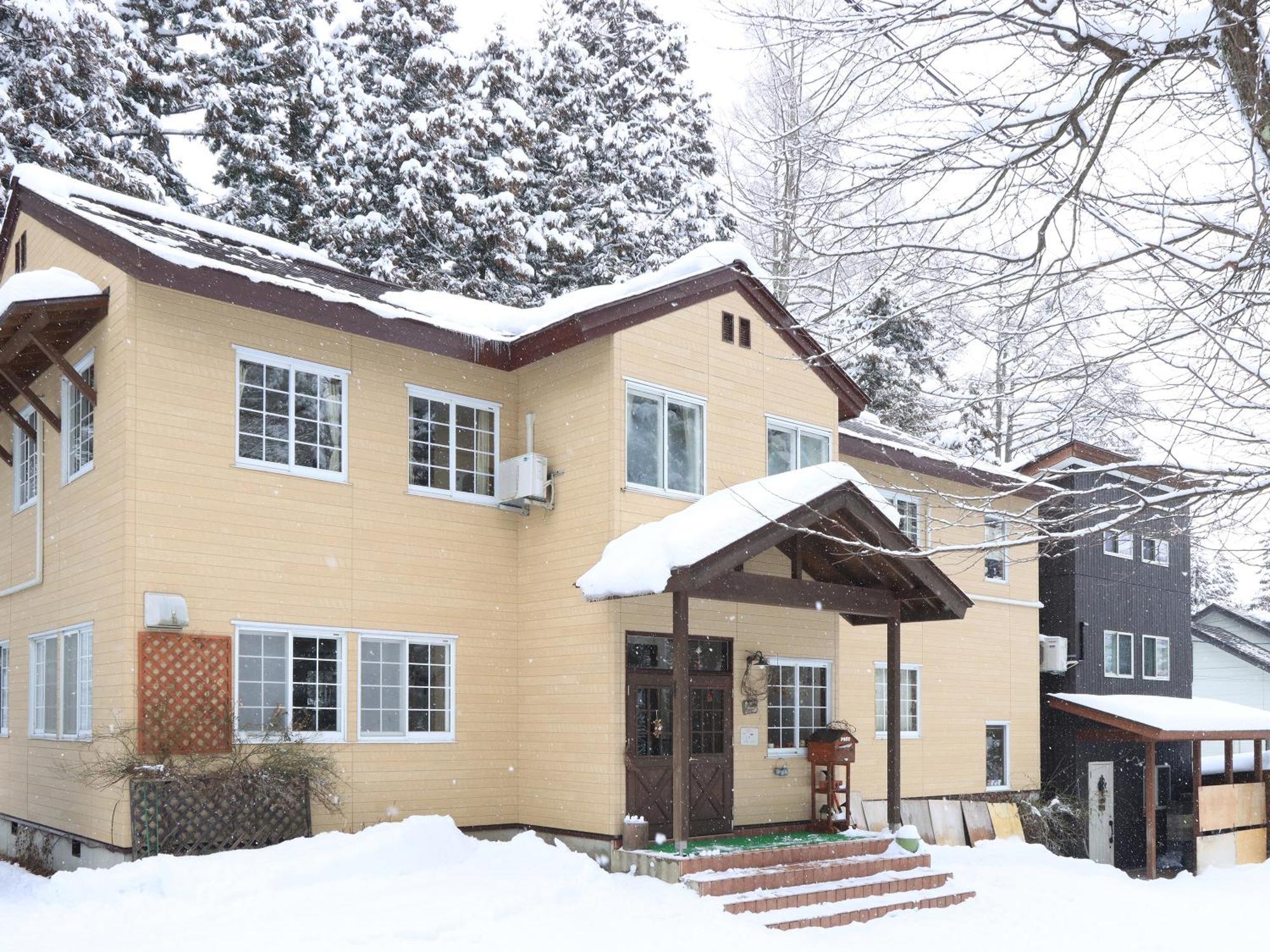 Pension Alps Hakuba Bagian luar foto